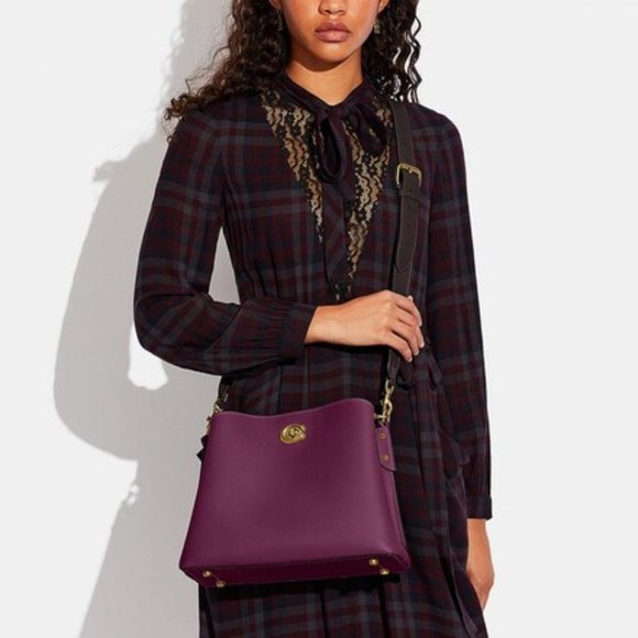 Coach Willow Bucket Bag Deep Berry Leather - Picture 6 of 16